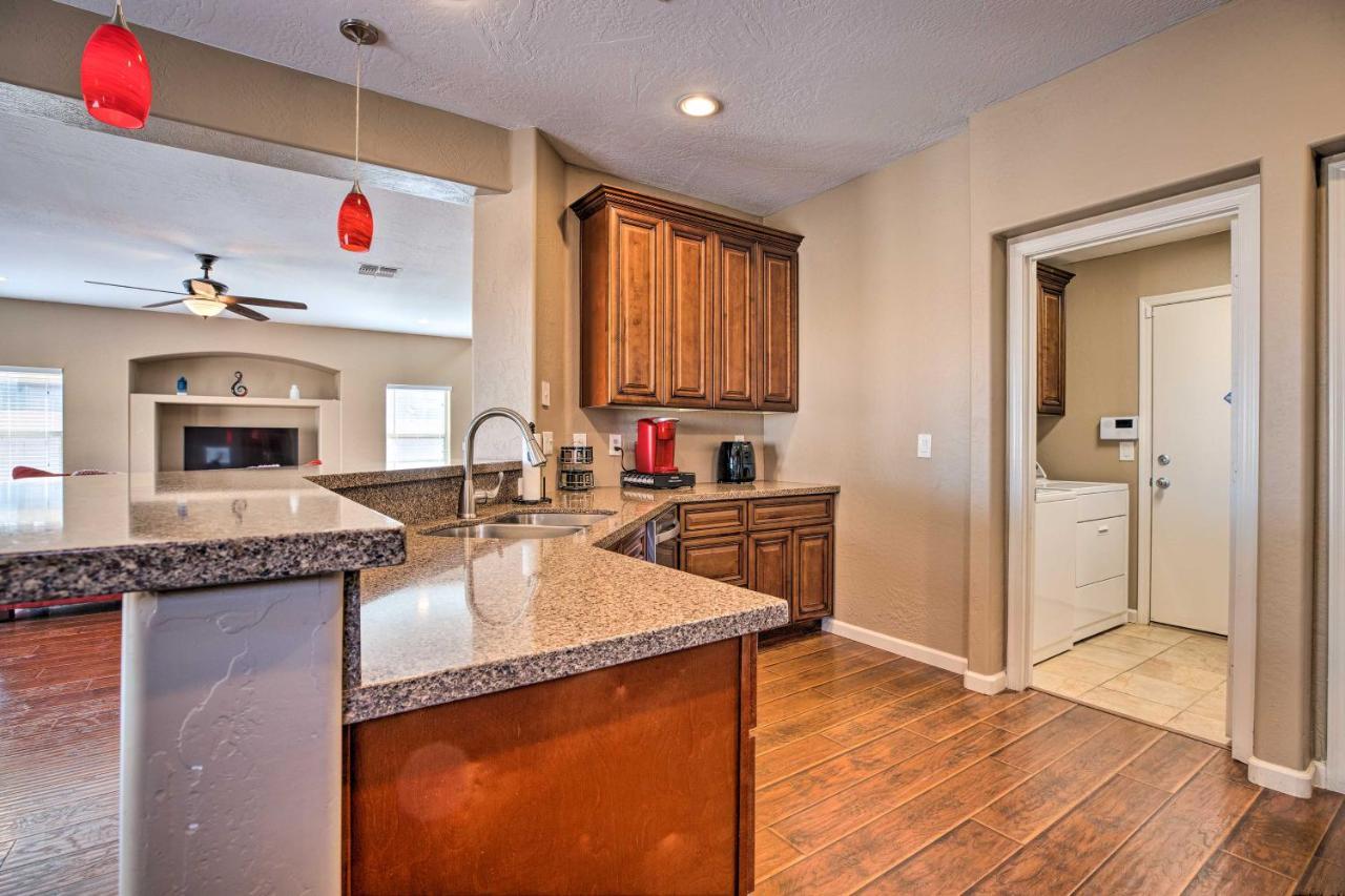 Maricopa Home With Outdoor Seating, 2 Mi To Golf! Exteriör bild